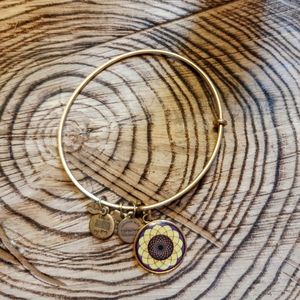 Alex and Ani gold tone bracelet sunflower zen